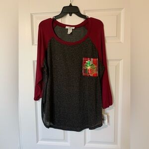 Moa Moa Gray‎ Red Raglan 3/4 Sleeve Tee Holiday Tee Plus Size 1X Casual Festive